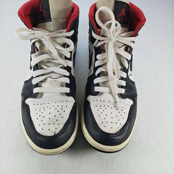 Jordan 1 Mid Gym Red Panda BRED Womens Sz 8.5 Mens Sz 7 BQ6472-061 - Picture 1 of 8